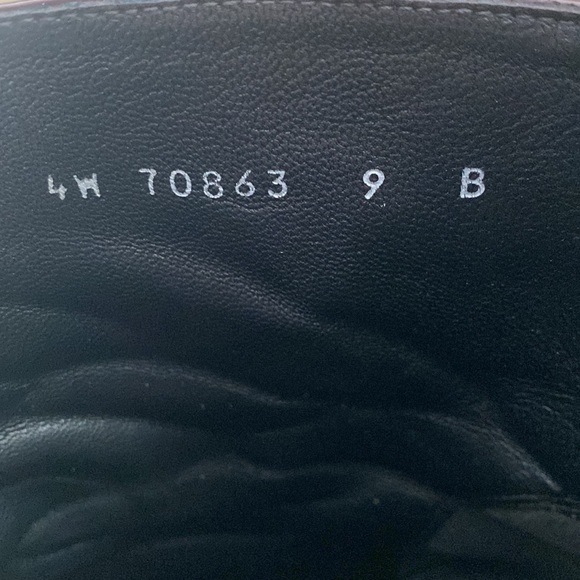 Stuart Weitzman Burgundy Patent Booties- Size 9 - Picture 6 of 6